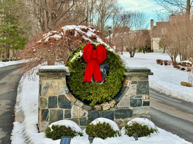 250 Hunter Drive 250, Litchfield, CT 06759