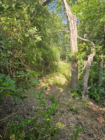 215 N Houston School Road, Lancaster, TX 75146