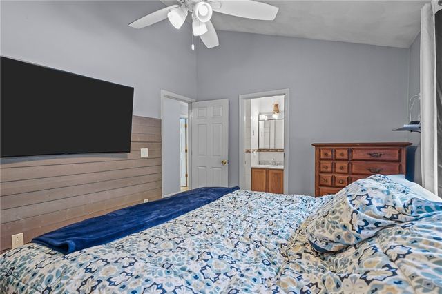 34 King Street, Coventry, RI 02816