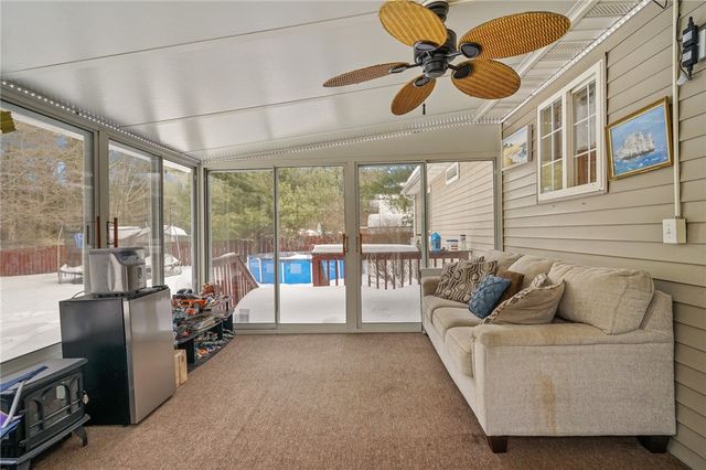 34 King Street, Coventry, RI 02816