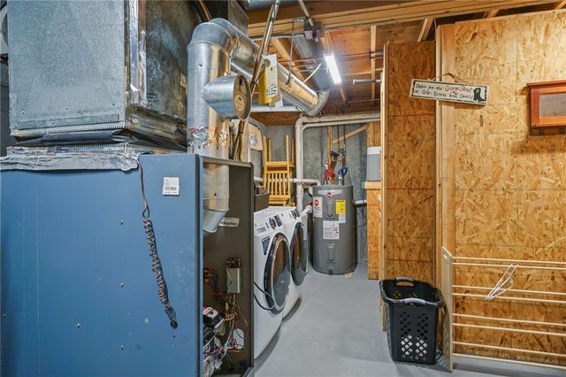 34 King Street, Coventry, RI 02816