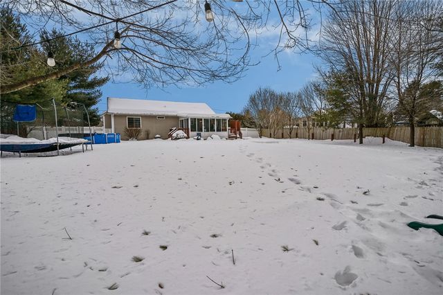 34 King Street, Coventry, RI 02816