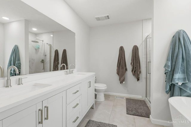 923 Pond Court, Lebanon, OH 45036