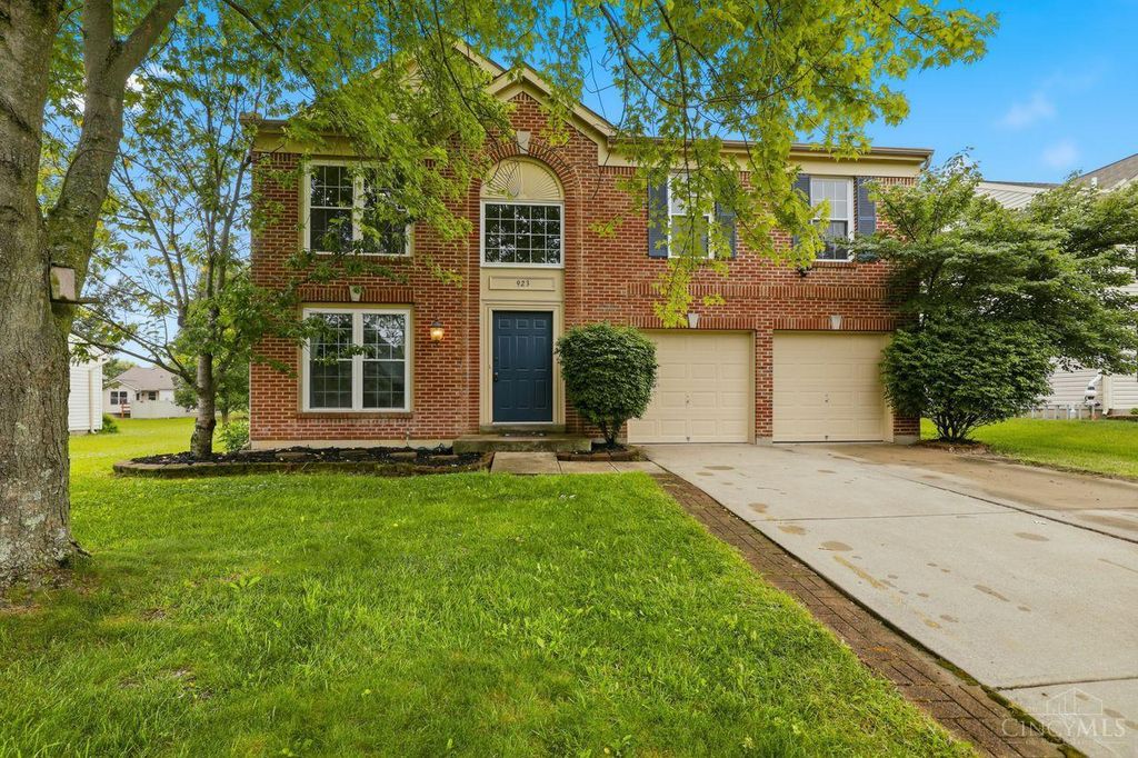 923 Pond Court, Lebanon, OH 45036
