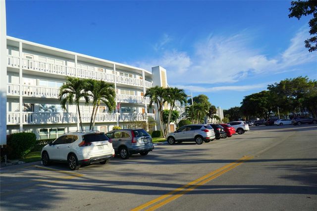 4029 Newport 4029, Deerfield Beach, FL 33442