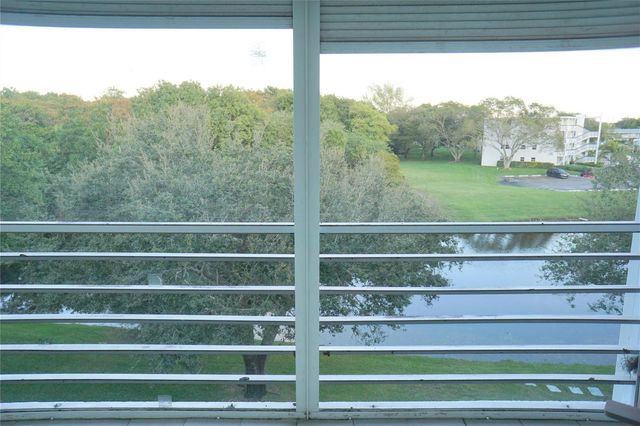 4029 Newport 4029, Deerfield Beach, FL 33442