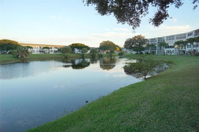 4029 Newport 4029, Deerfield Beach, FL 33442
