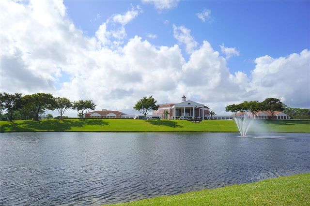 4029 Newport 4029, Deerfield Beach, FL 33442