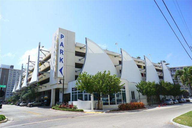 4029 Newport 4029, Deerfield Beach, FL 33442