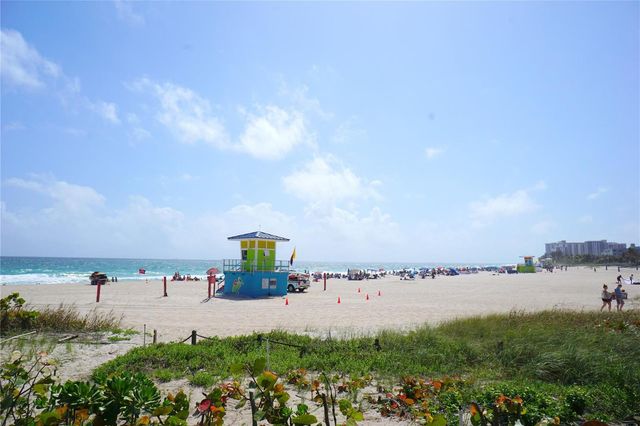 4029 Newport 4029, Deerfield Beach, FL 33442
