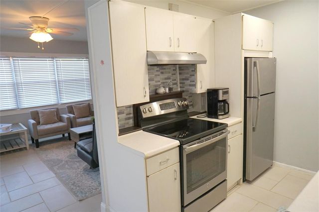 4029 Newport 4029, Deerfield Beach, FL 33442