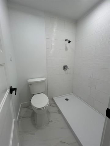 8523 Riverside Walk Lane, Houston, TX 77064