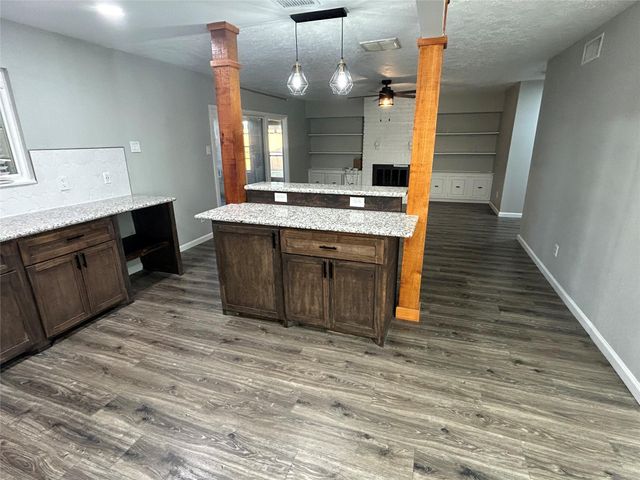 8523 Riverside Walk Lane, Houston, TX 77064