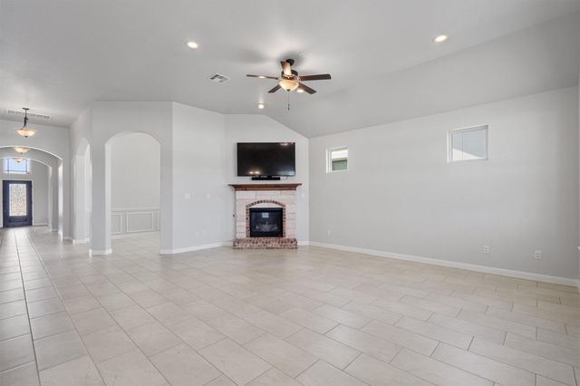 8105 Porto CV, Round Rock, TX 78665