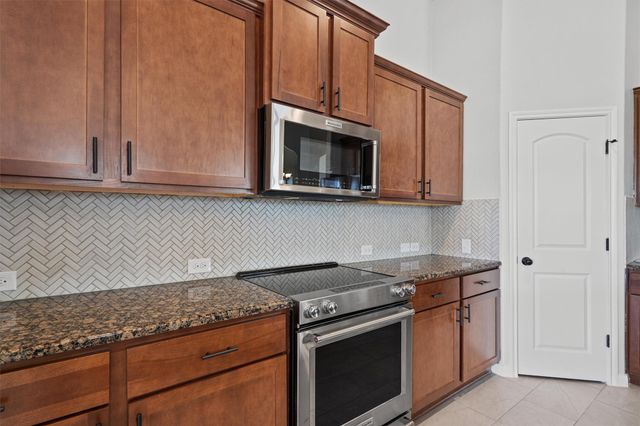 8105 Porto CV, Round Rock, TX 78665