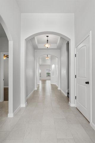 8105 Porto CV, Round Rock, TX 78665