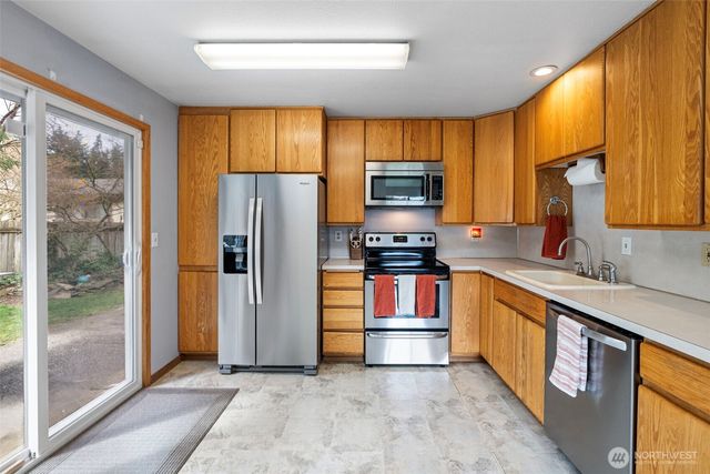 812 California Avenue SE, Port Orchard, WA 98366