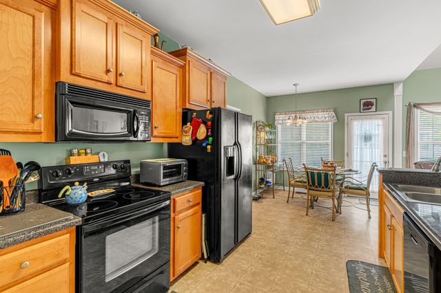 1008 Graceland Way, Greenbrier, TN 37073