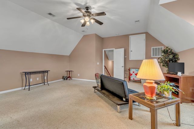 1008 Graceland Way, Greenbrier, TN 37073