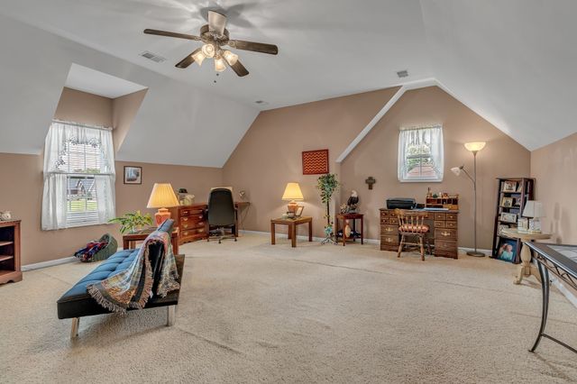 1008 Graceland Way, Greenbrier, TN 37073