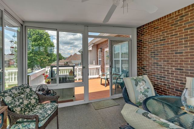 1008 Graceland Way, Greenbrier, TN 37073