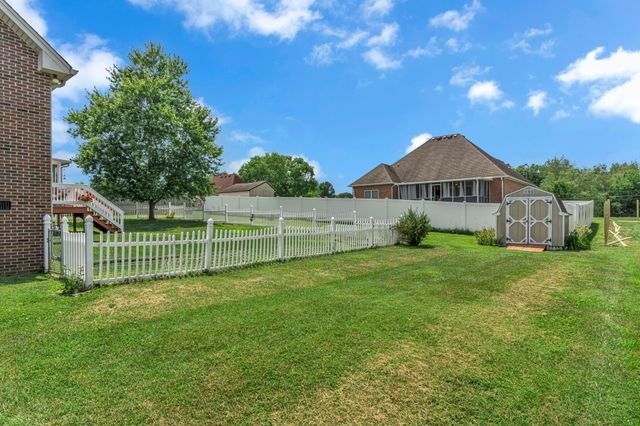 1008 Graceland Way, Greenbrier, TN 37073