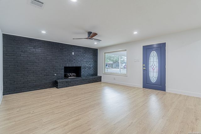 2918 HATTON ST, San Antonio, TX 78237