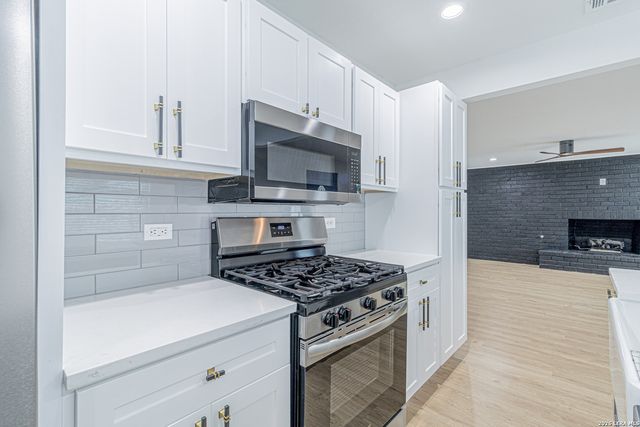 2918 HATTON ST, San Antonio, TX 78237