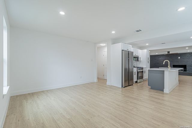 2918 HATTON ST, San Antonio, TX 78237