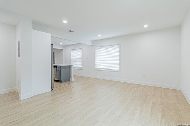 2918 HATTON ST, San Antonio, TX 78237