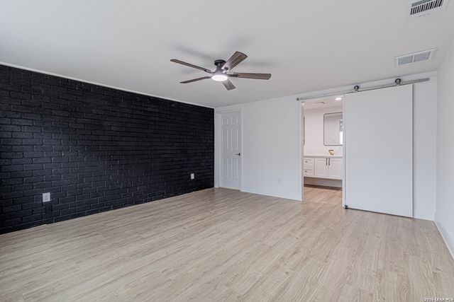 2918 HATTON ST, San Antonio, TX 78237