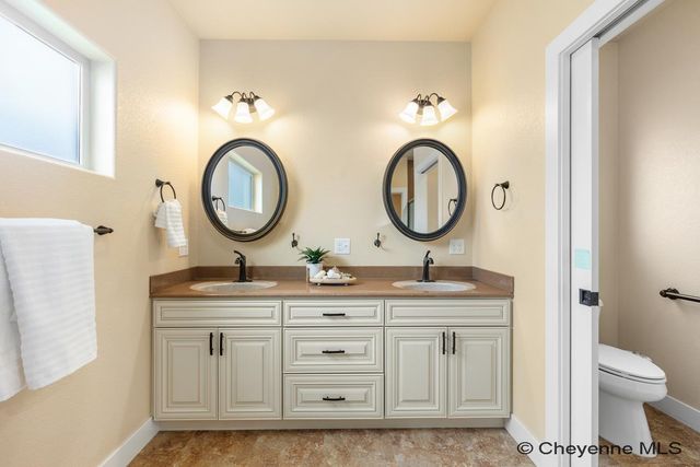 3216 LAND CT, Cheyenne, WY 82001