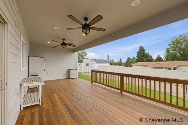 3216 LAND CT, Cheyenne, WY 82001