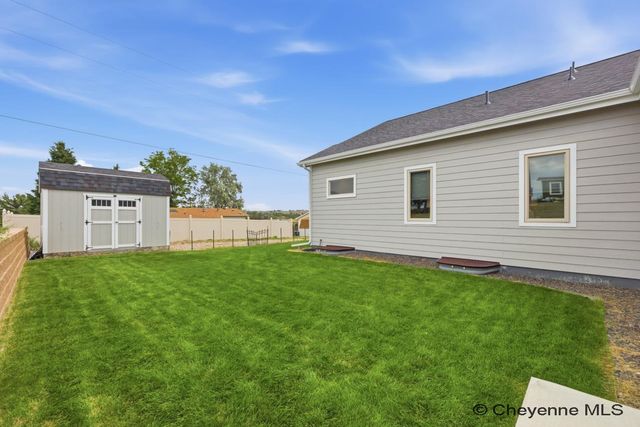 3216 LAND CT, Cheyenne, WY 82001
