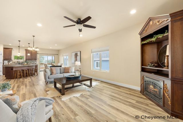 3216 LAND CT, Cheyenne, WY 82001