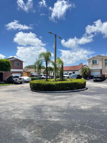 8600 NW 193rd Terrace, Hialeah, FL 33015