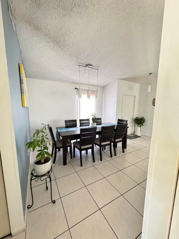 8600 NW 193rd Terrace, Hialeah, FL 33015