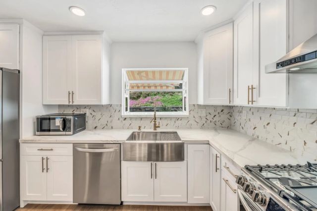 6739 Tuxedo Rd., San Diego, CA 92119