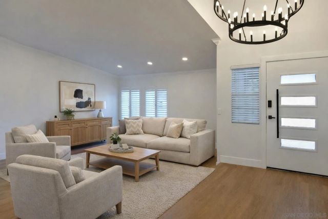 6739 Tuxedo Rd., San Diego, CA 92119