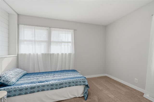 1101 38th Street SE, Cedar Rapids, IA 52403