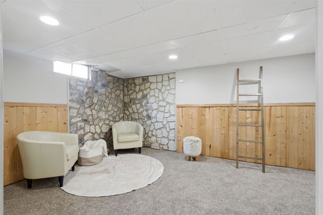 1101 38th Street SE, Cedar Rapids, IA 52403