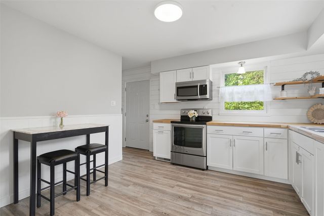1101 38th Street SE, Cedar Rapids, IA 52403
