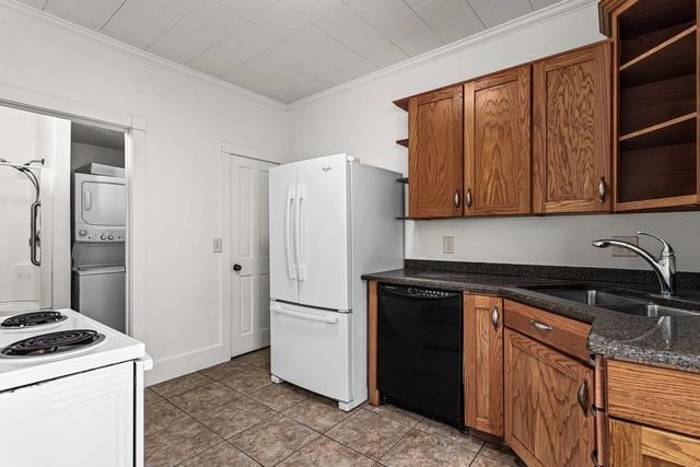 131 W COTTON Street, Fond Du Lac, WI 54935