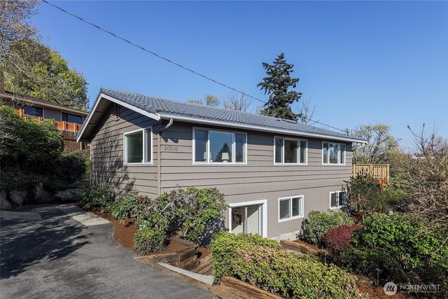 20910 9th Avenue S, Des Moines, WA 98198