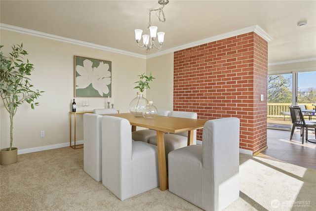 20910 9th Avenue S, Des Moines, WA 98198