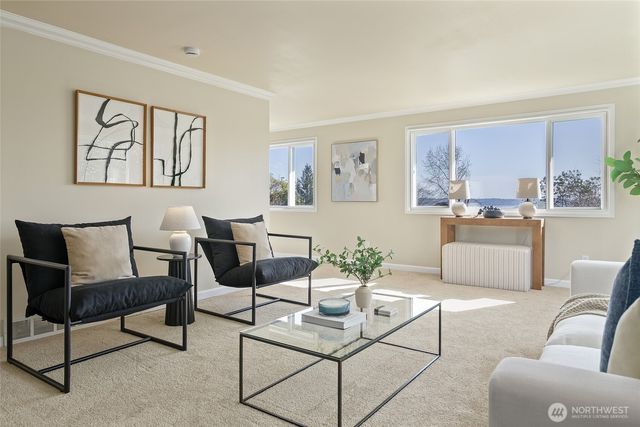 20910 9th Avenue S, Des Moines, WA 98198