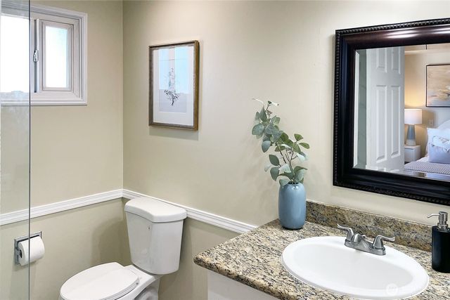 20910 9th Avenue S, Des Moines, WA 98198