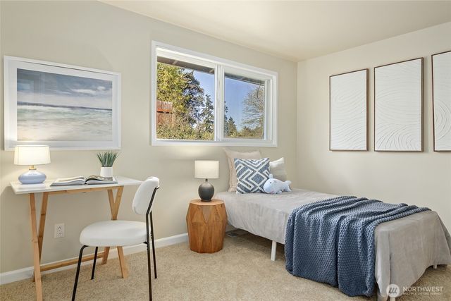 20910 9th Avenue S, Des Moines, WA 98198