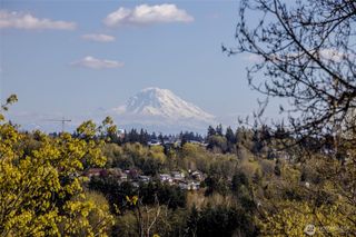 20910 9th Avenue S, Des Moines, WA 98198