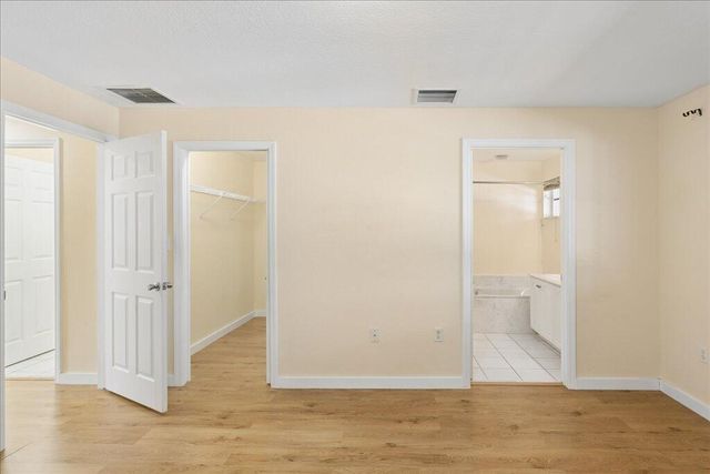 6036 SW 19th Place, North Lauderdale, FL 33068